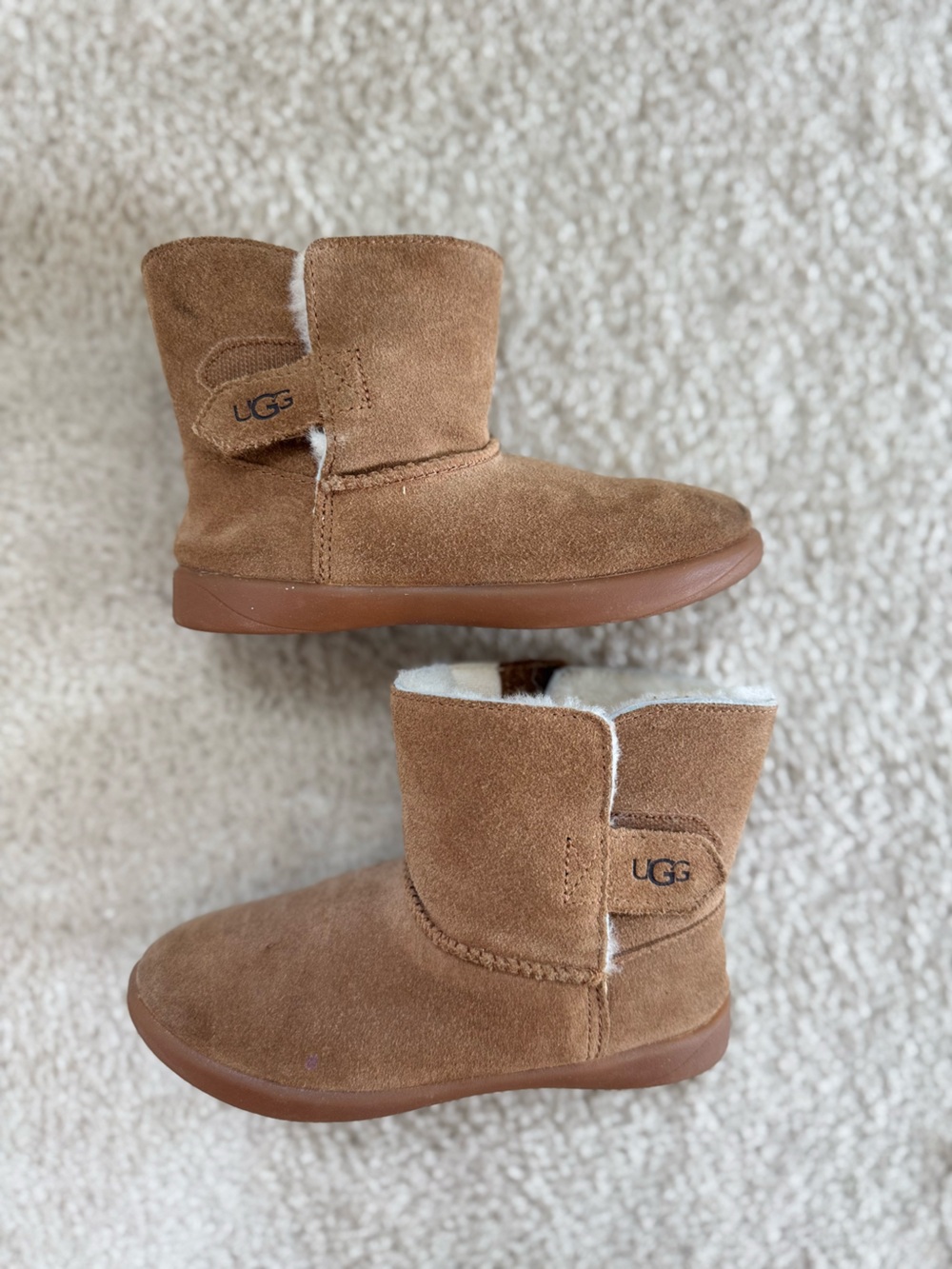 UGG Kids Chestnut Suede Shearling Boot - Brown